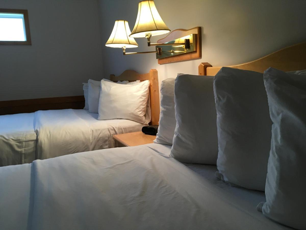 Beaver Creek Lodge And Cabins McBride Eksteriør billede
